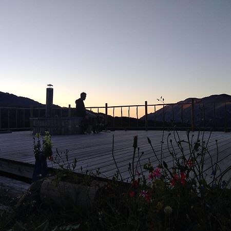 Le Panoramique Villa Campan Bagian luar foto