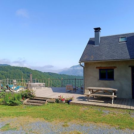 Le Panoramique Villa Campan Bagian luar foto